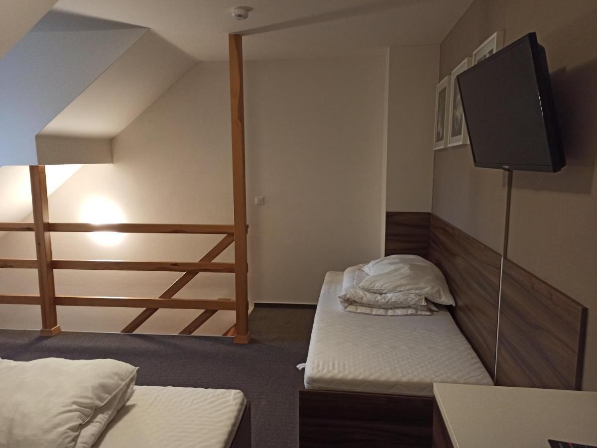 Mezonetovy Apartman Kouty Nad Desnou Apartment โลชนา นาดเด เดสเนา ภายนอก รูปภาพ